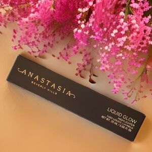 Anastasia Beverly Hills “Oyster” Liquid Highlighter .68 fl. oz. New in Box